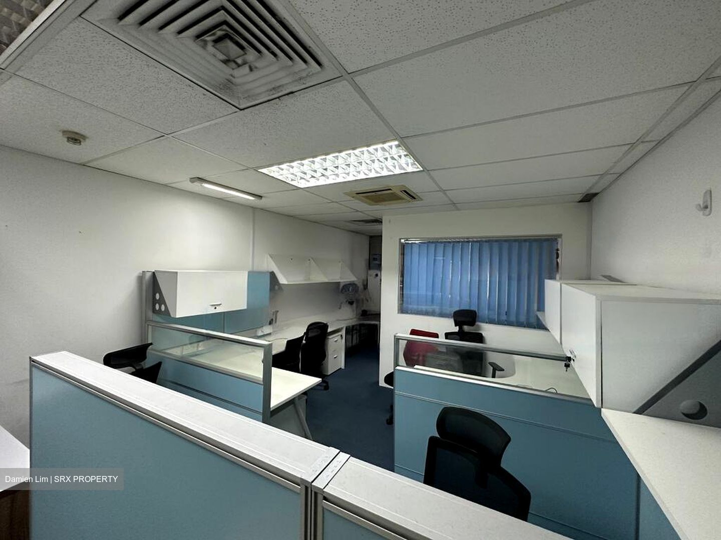 Chiat Hong Building (D7), Office #455689281
